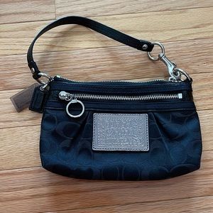 Gorgeous COACH wristlet